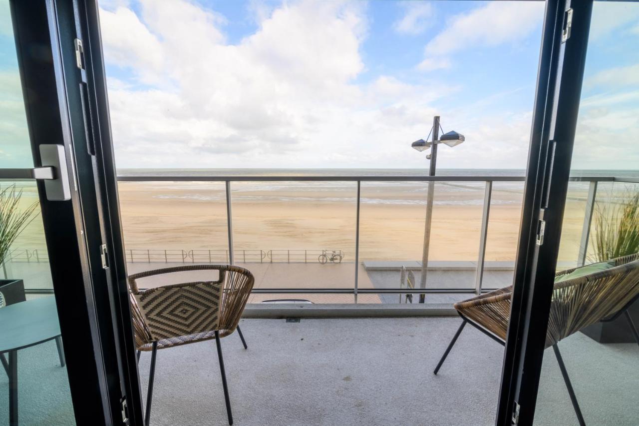 Premium Holidays - New Modern Apartment Oostkant With Seaview At Westende Middelkerke Buitenkant foto