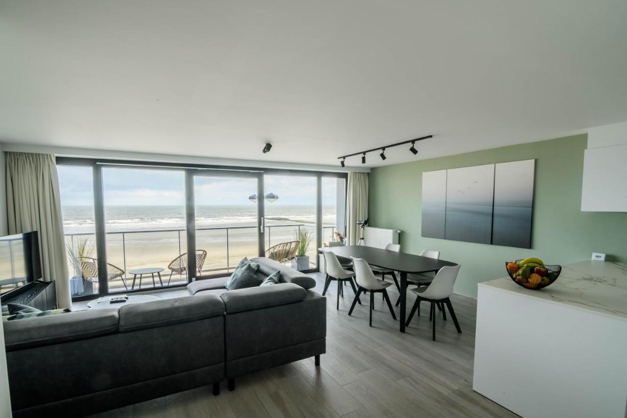 Premium Holidays - New Modern Apartment Oostkant With Seaview At Westende Middelkerke Buitenkant foto