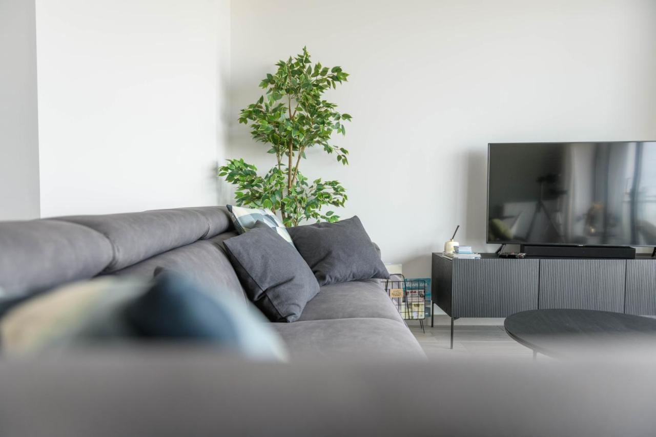 Premium Holidays - New Modern Apartment Oostkant With Seaview At Westende Middelkerke Buitenkant foto